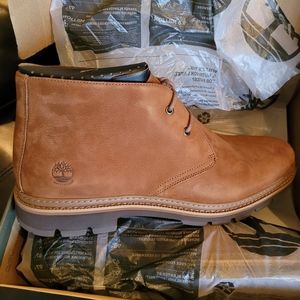 men Timberland boots size 14m it's like a  13 1/2